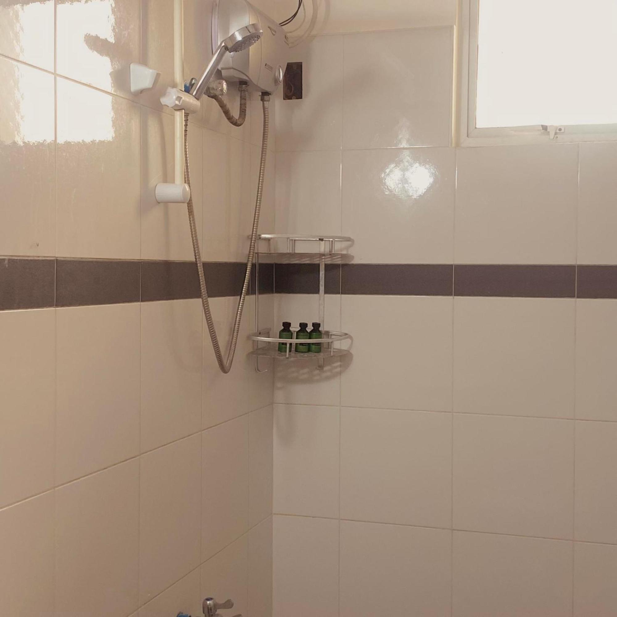 Abihon Hoferhaus Mactan Guesthouse Lapu-Lapu City Buitenkant foto